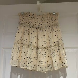 Stori’s M star skirt like new